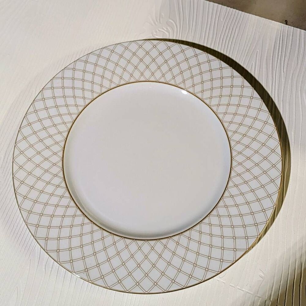 Vintage Royal Limoges Oryx Assiette Fine China Dinner Plate